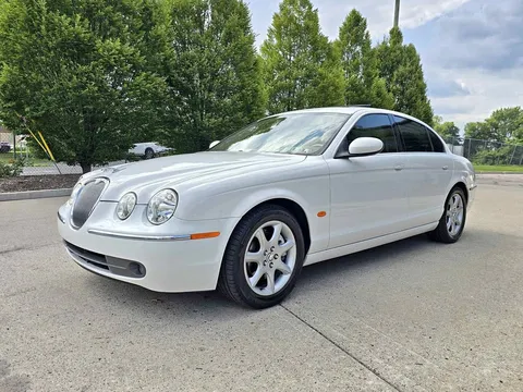 2005 Jaguar S-TYPE V8 Sedan 4D