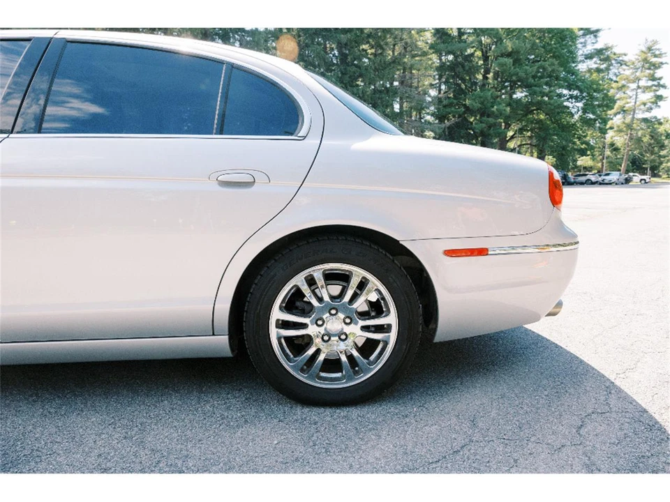 2005 Jaguar S-Type 2nd Gen - Image 11 of 26