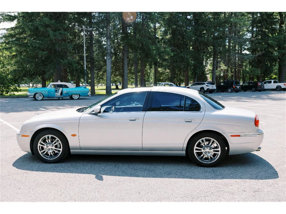 2005 Jaguar S-Type 2nd Gen - Image 10 of 26