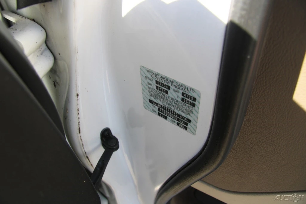 2005 Jaguar S-Type 2nd Gen - Image 12 of 21