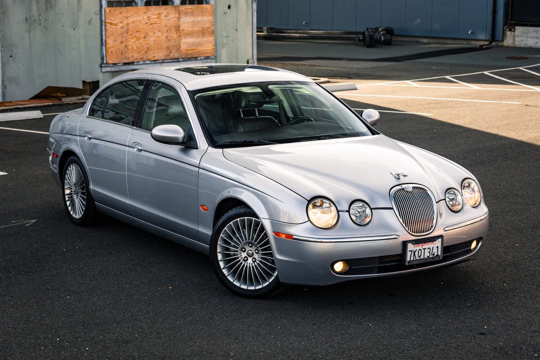 2005 Jaguar S-Type 2nd Gen - Image 26 of 31