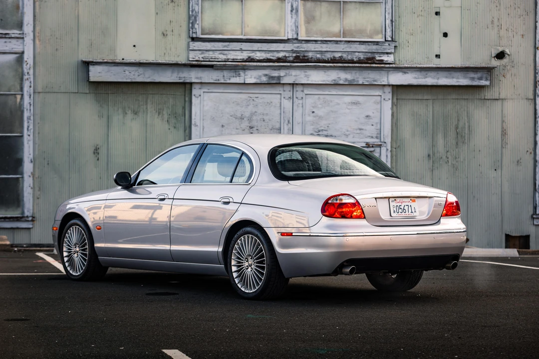 2005 Jaguar S-Type 2nd Gen - Image 11 of 31