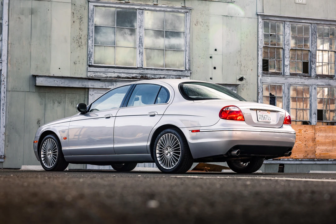 2005 Jaguar S-Type 2nd Gen - Image 10 of 31