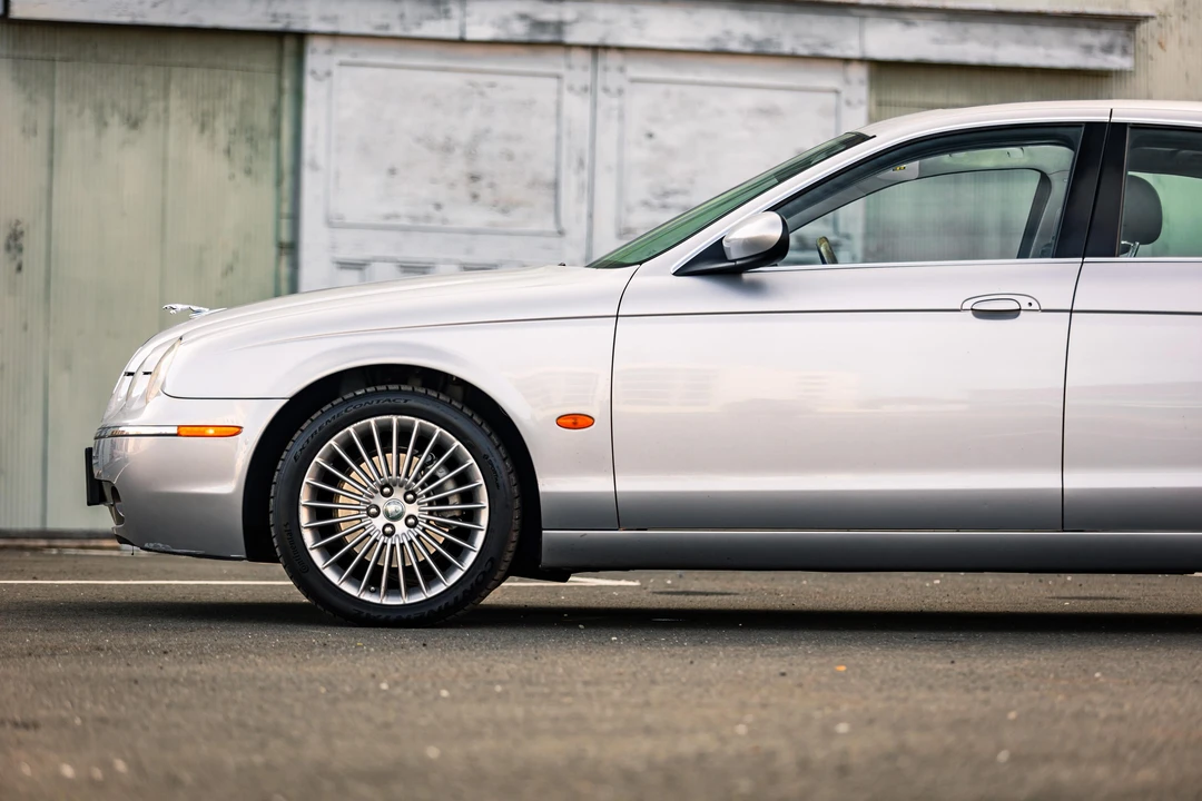 2005 Jaguar S-Type 2nd Gen - Image 31 of 31
