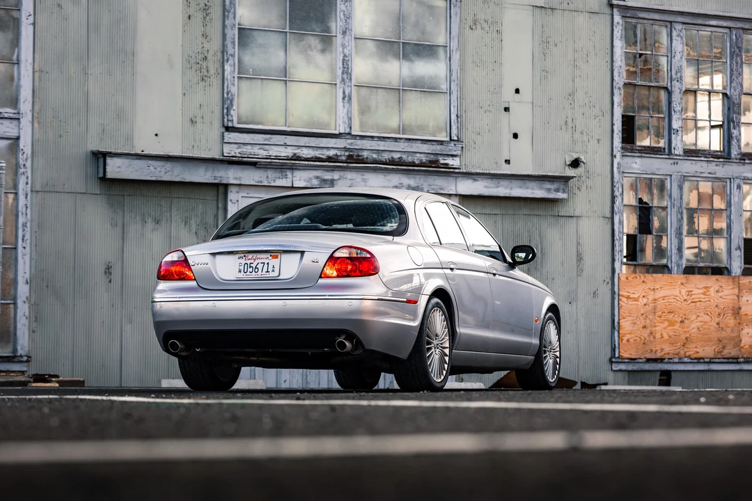 2005 Jaguar S-Type 2nd Gen - Image 19 of 31