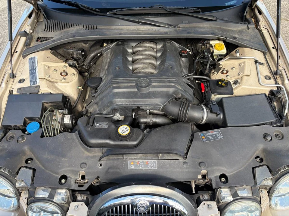 2005 Jaguar S-Type 2nd Gen - Image 9 of 11