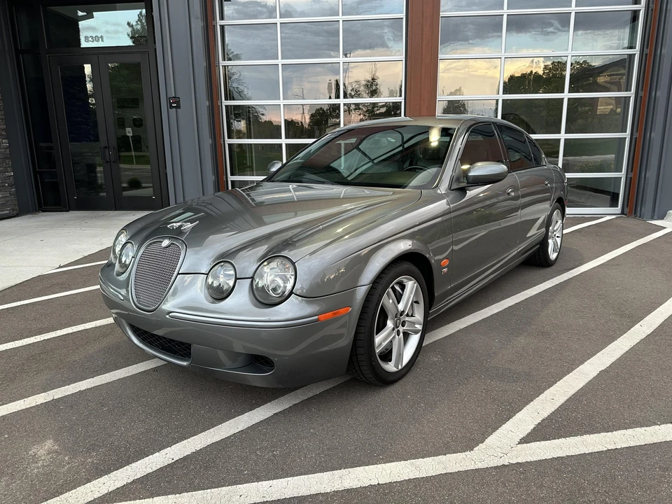 2005 Jaguar S-Type 2nd Gen - Image 9 of 31