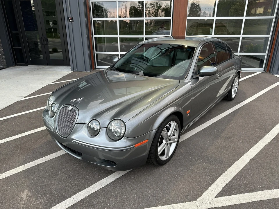 2005 Jaguar S-Type 2nd Gen - Image 11 of 31