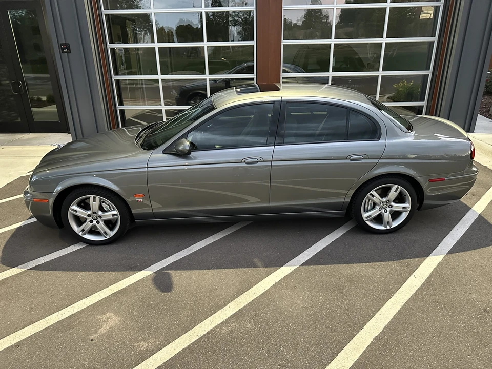 2005 Jaguar S-Type 2nd Gen - Image 29 of 31