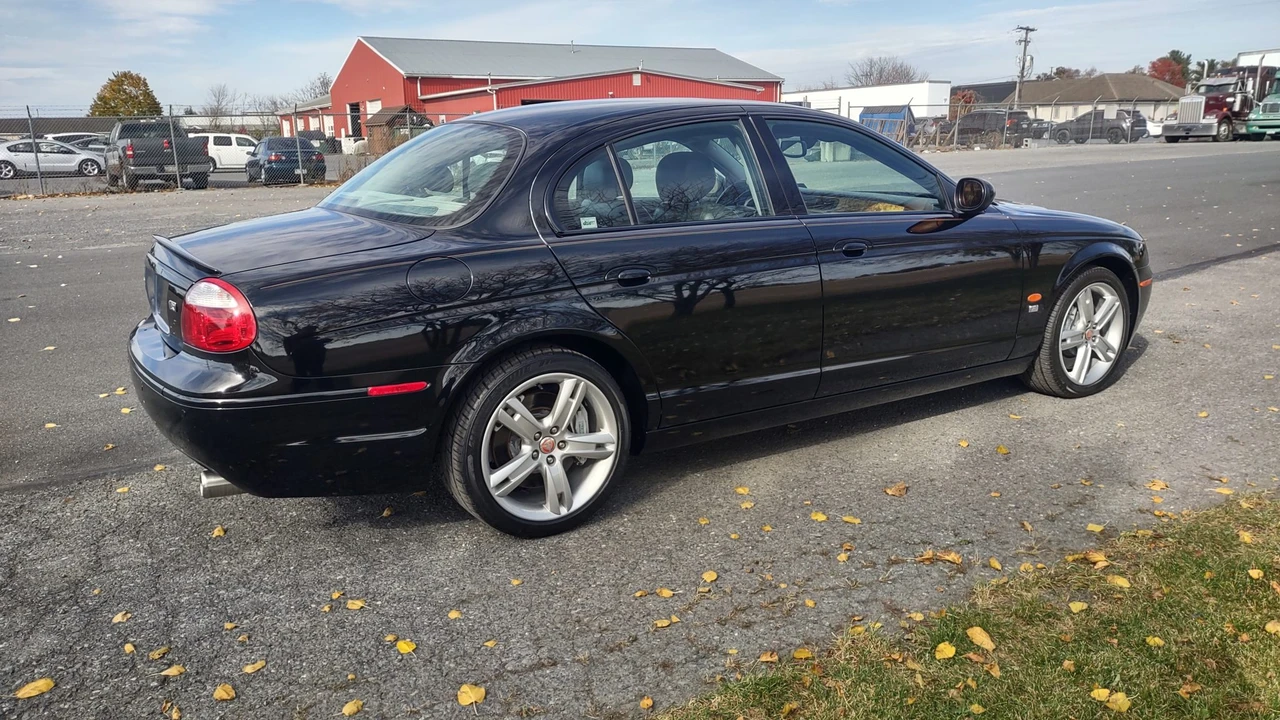 2005 Jaguar S-Type 2nd Gen - Image 11 of 31