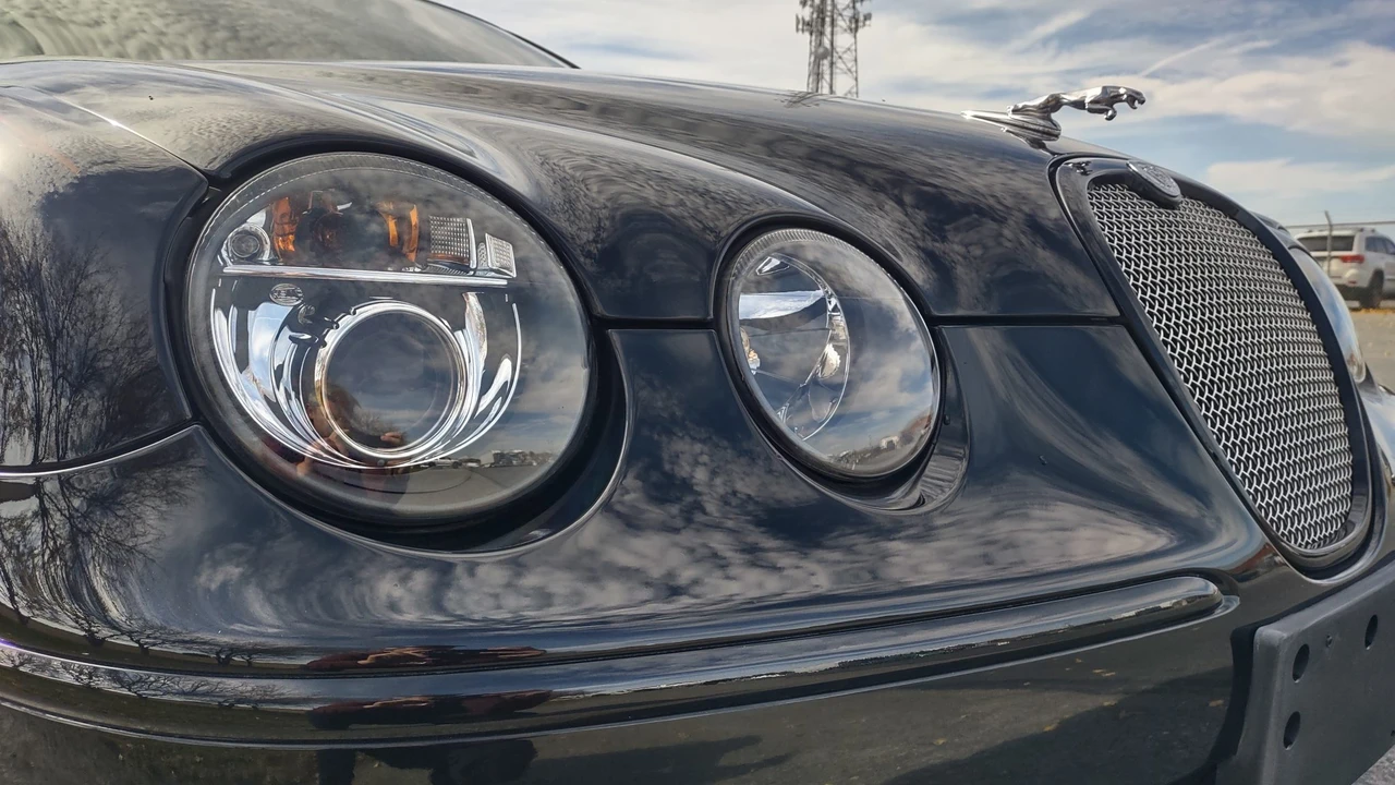 2005 Jaguar S-Type 2nd Gen - Image 15 of 31