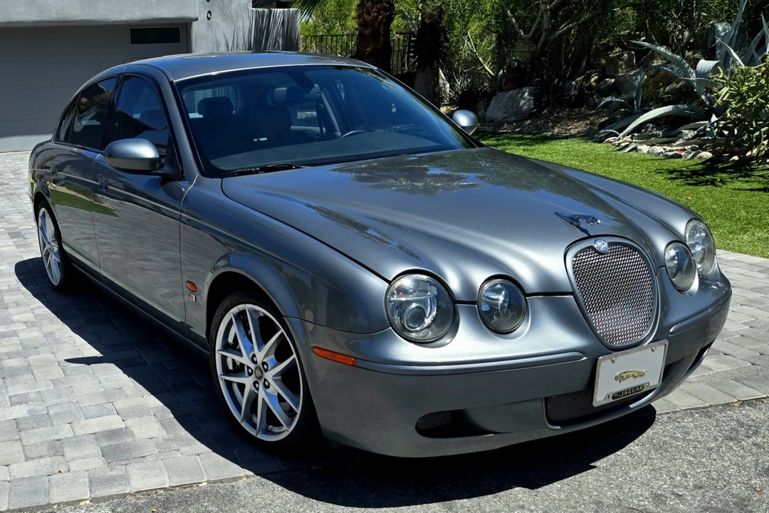 2005 Jaguar S-Type 2nd Gen - Image 1 of 31