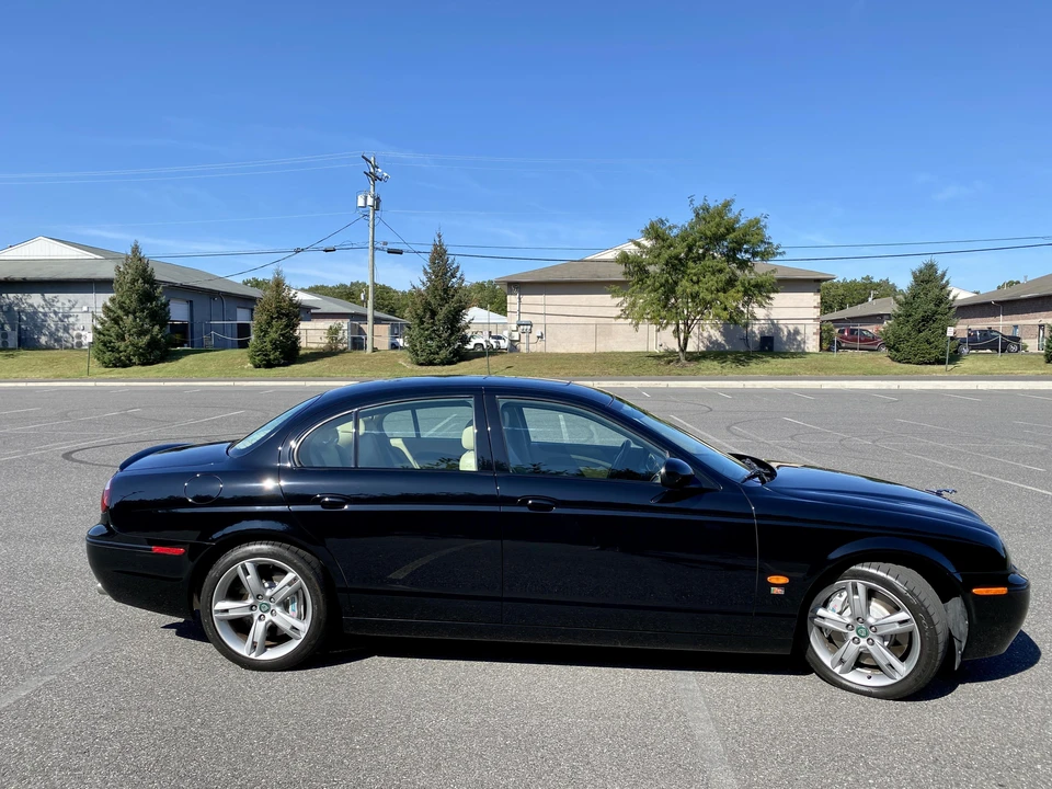 2005 Jaguar S-Type 2nd Gen - Image 21 of 31