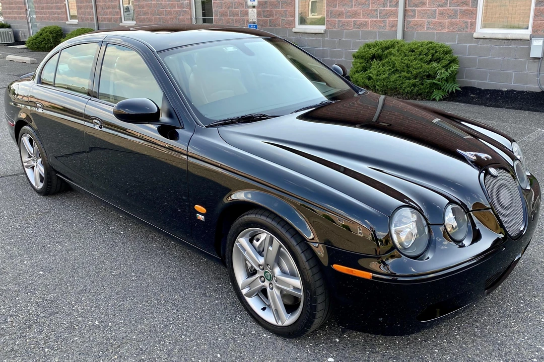 2005 Jaguar S-Type 2nd Gen - Image 2 of 31