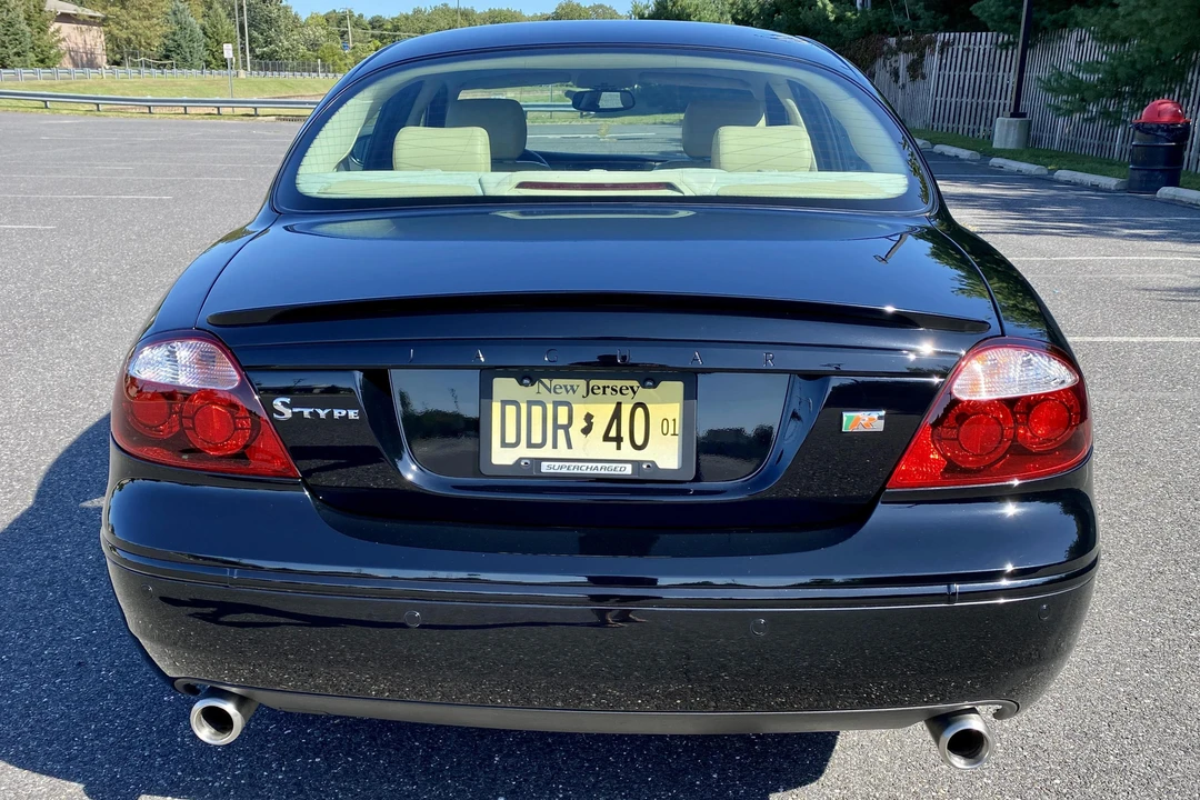 2005 Jaguar S-Type 2nd Gen - Image 5 of 31