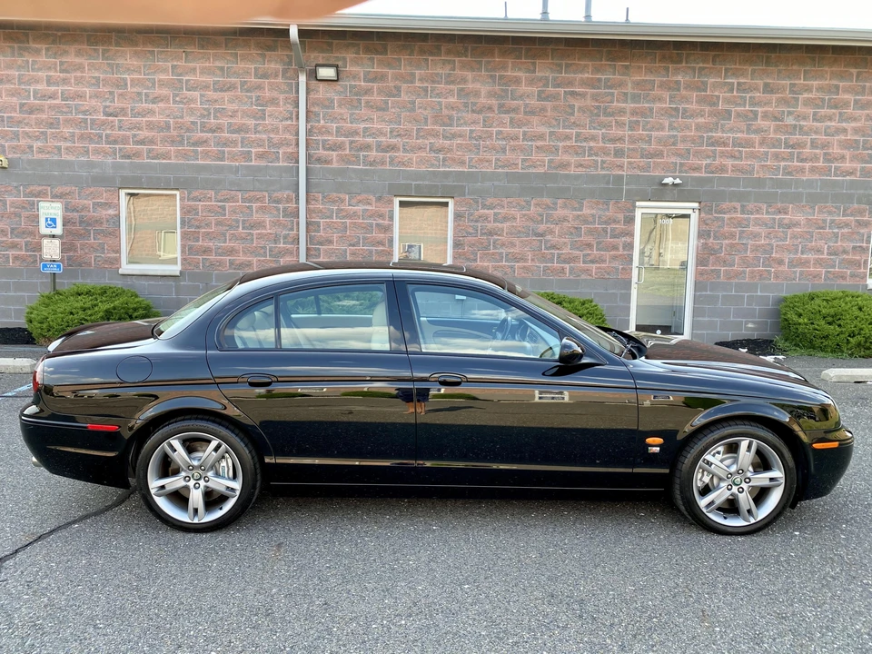 2005 Jaguar S-Type 2nd Gen - Image 19 of 31