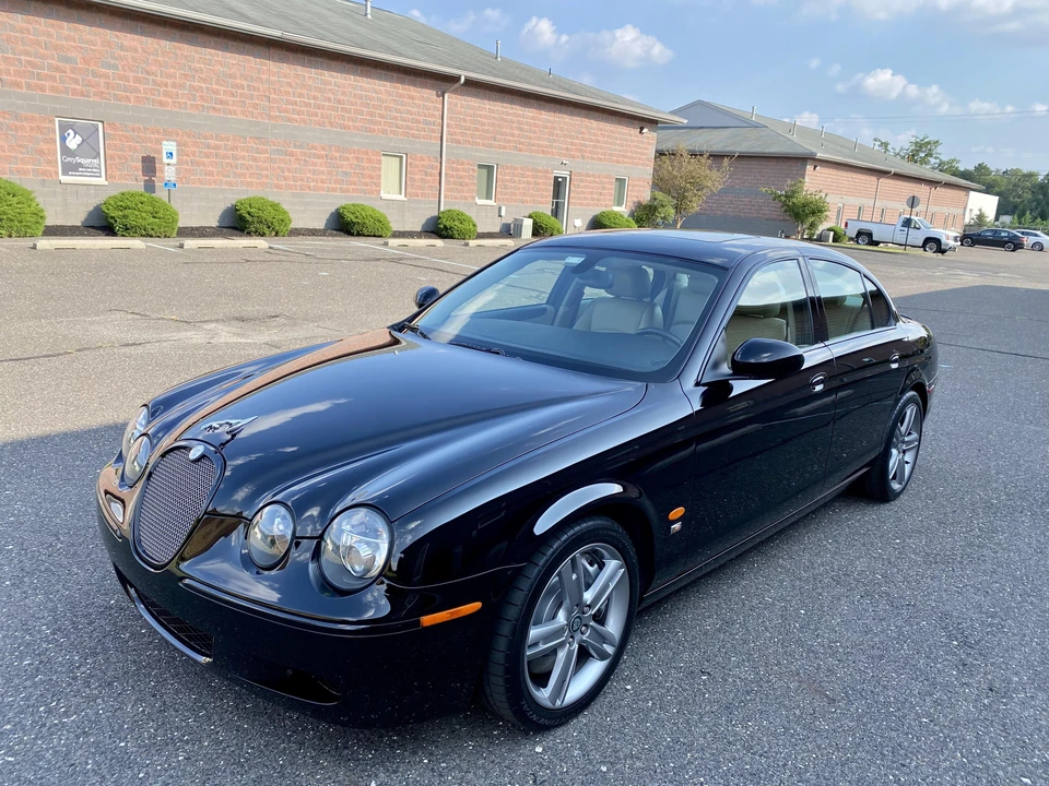 2005 Jaguar S-Type 2nd Gen - Image 9 of 31