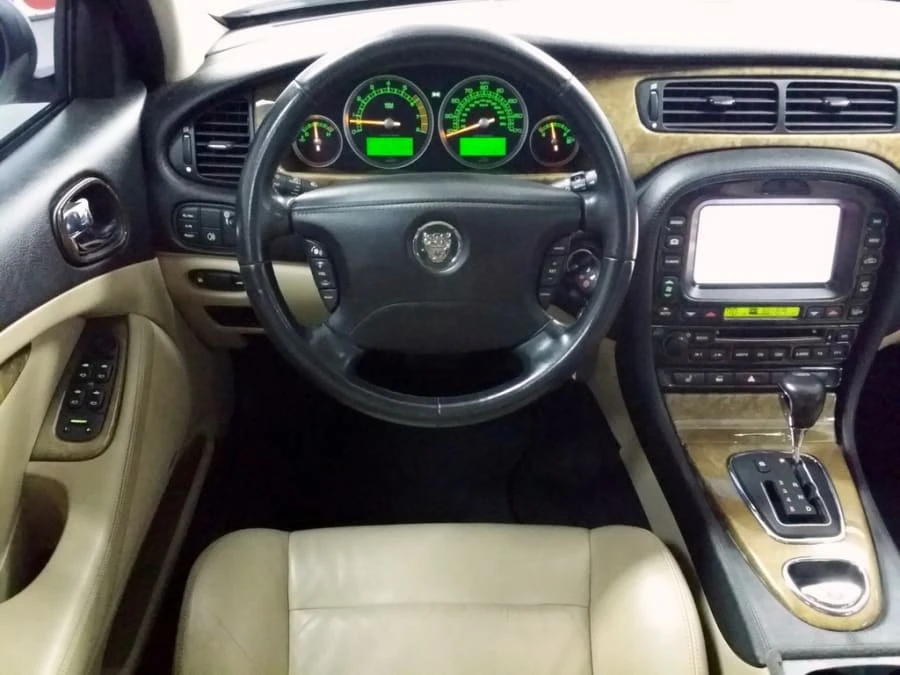 2005 Jaguar S-Type 2nd Gen - Image 3 of 4