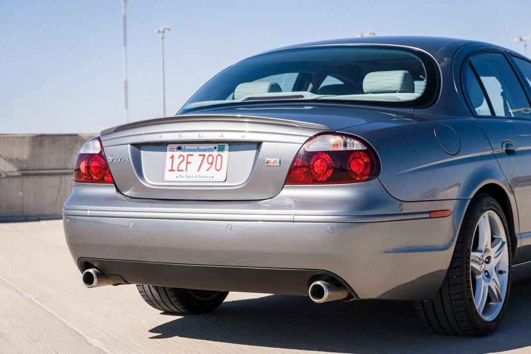 2005 Jaguar S-Type 2nd Gen - Image 22 of 31