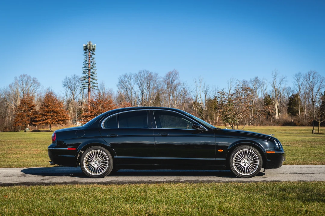 2005 Jaguar S-Type 2nd Gen - Image 15 of 31