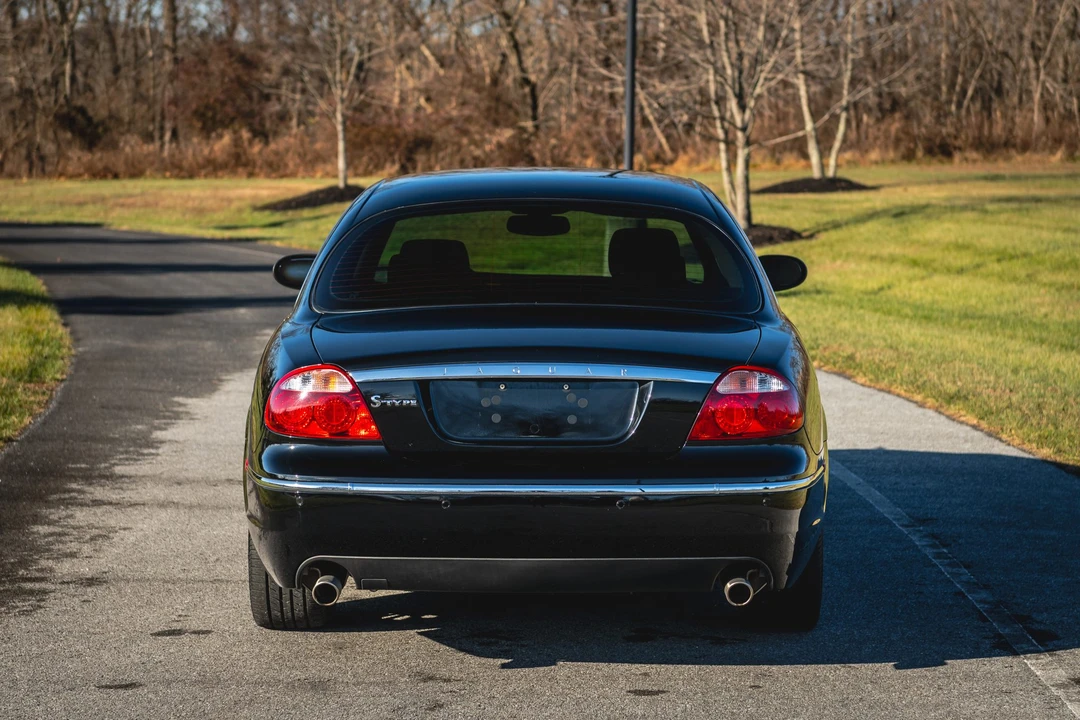2005 Jaguar S-Type 2nd Gen - Image 19 of 31