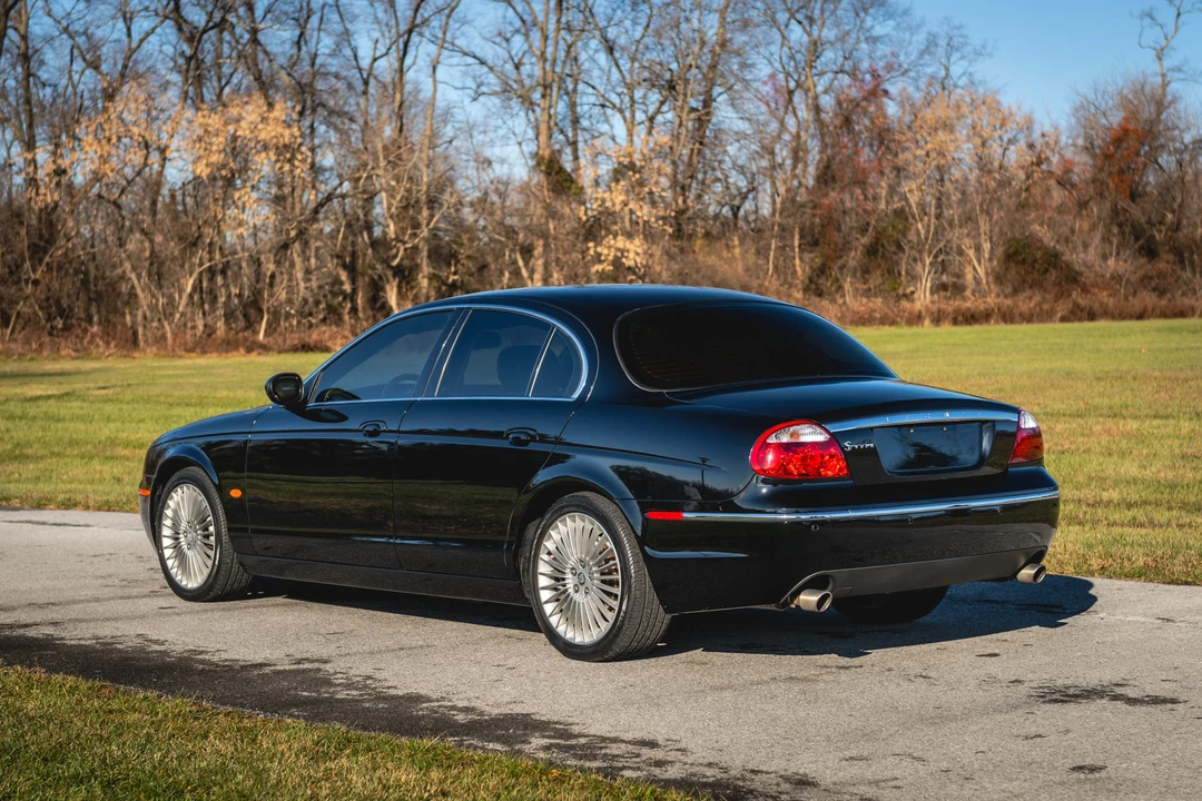 2005 Jaguar S-Type 2nd Gen - Image 23 of 31