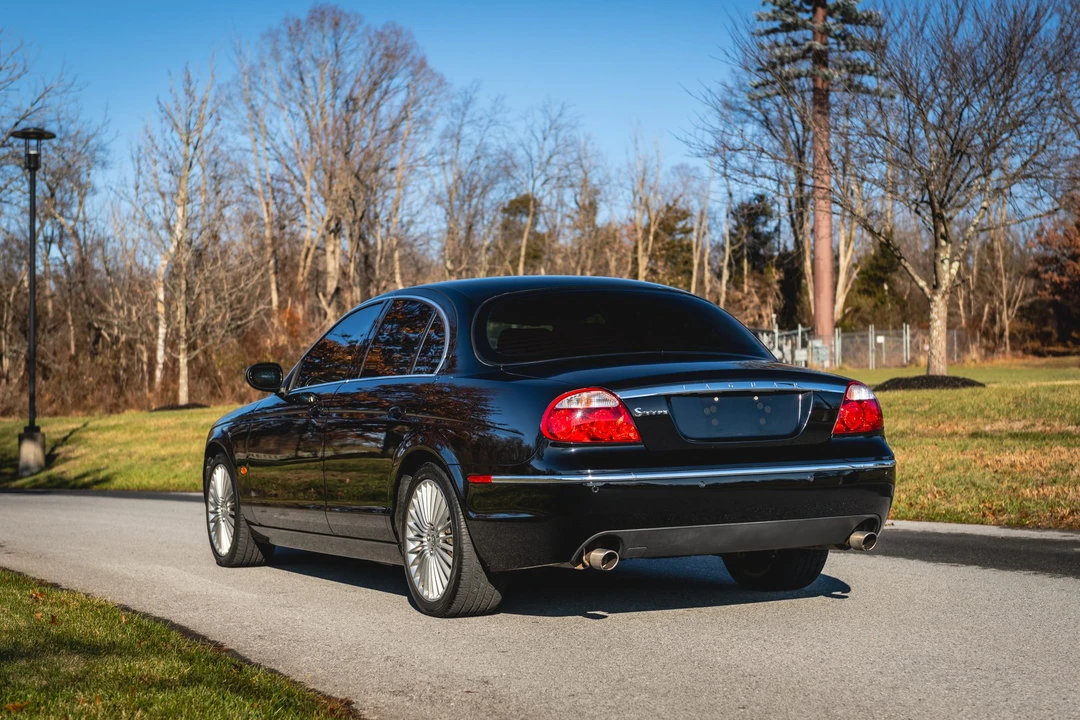 2005 Jaguar S-Type 2nd Gen - Image 21 of 31