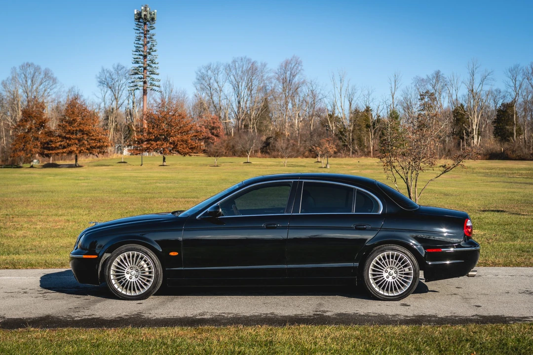 2005 Jaguar S-Type 2nd Gen - Image 27 of 31