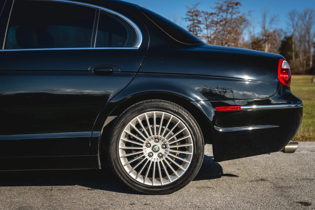 2005 Jaguar S-Type 2nd Gen - Image 29 of 31