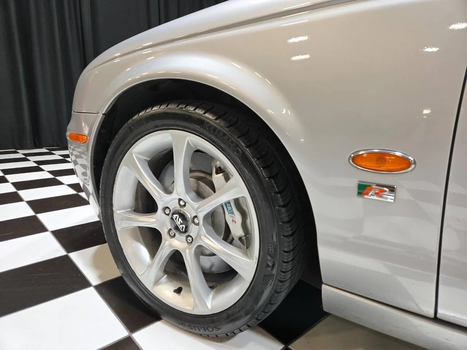 2005 Jaguar S-Type 2nd Gen - Image 12 of 31