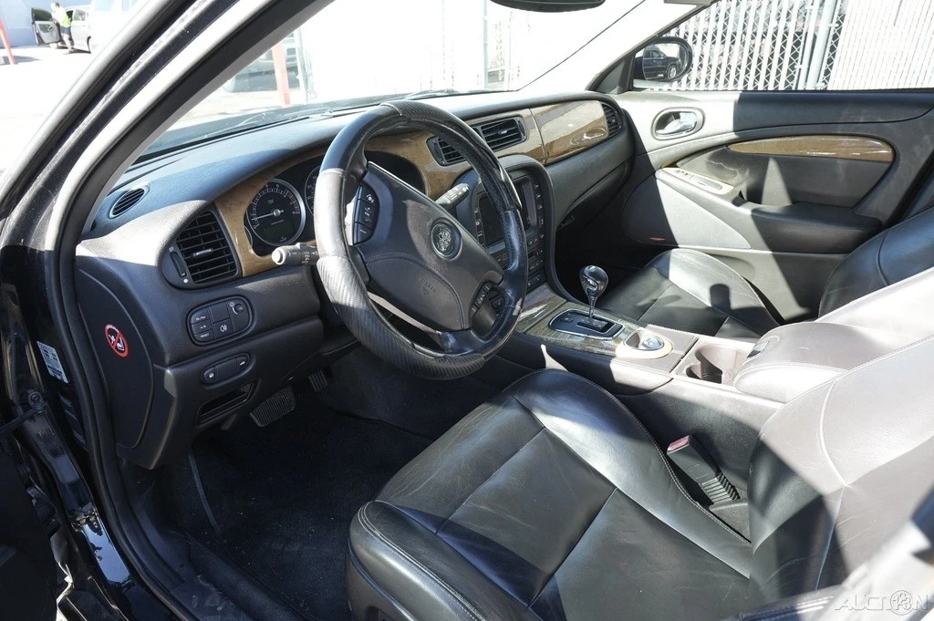 2005 Jaguar S-Type 2nd Gen - Image 15 of 21