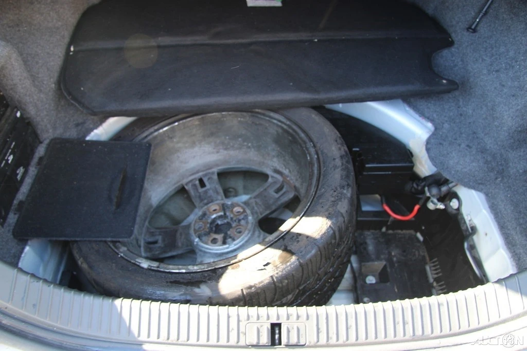 2005 Jaguar S-Type 2nd Gen - Image 21 of 21