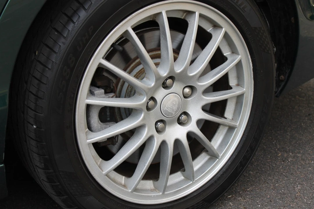 2005 Jaguar S-Type 2nd Gen - Image 13 of 30