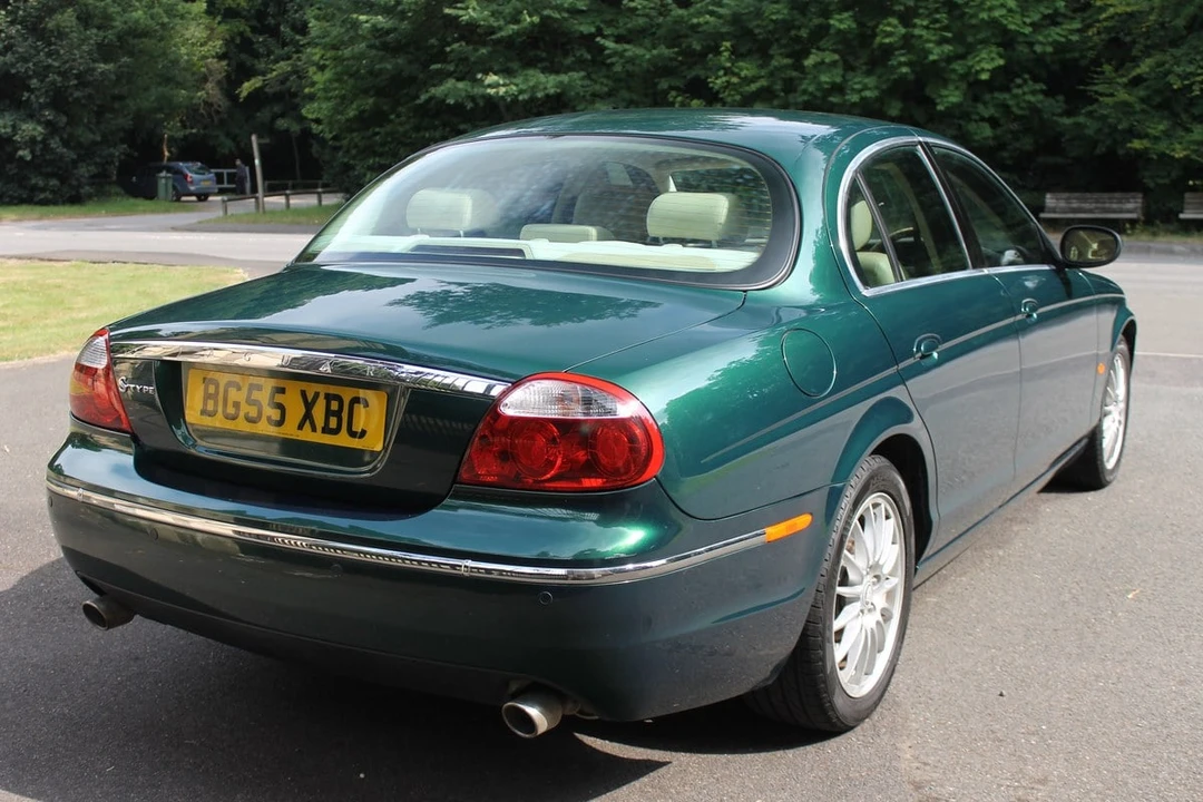 2005 Jaguar S-Type 2nd Gen - Image 10 of 30