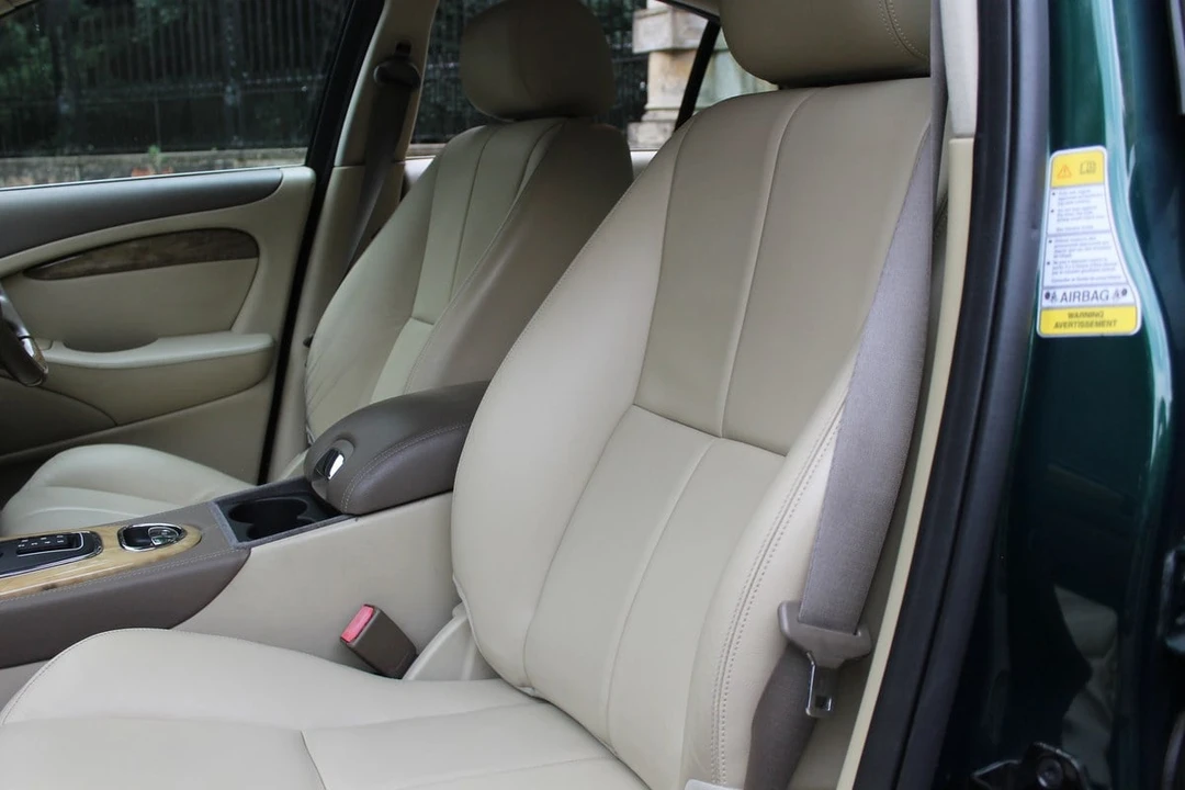 2005 Jaguar S-Type 2nd Gen - Image 21 of 30