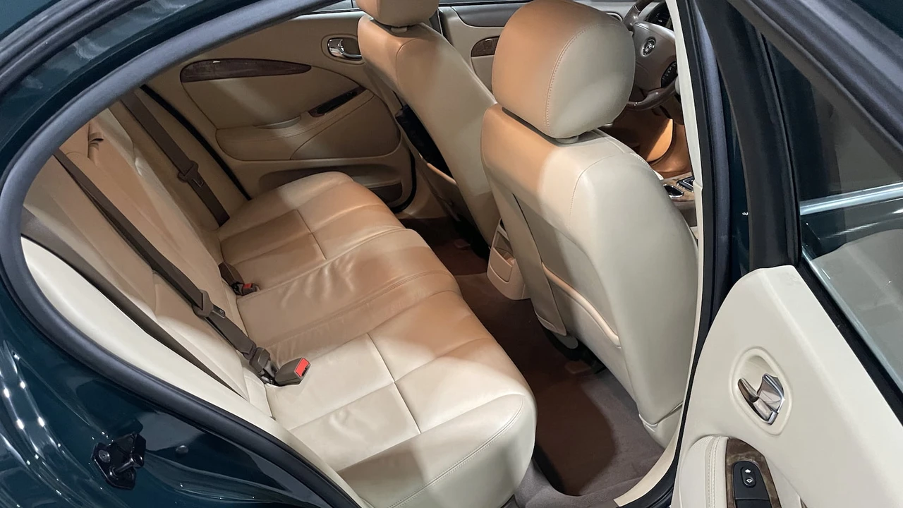 2005 Jaguar S-Type 2nd Gen - Image 3 of 7