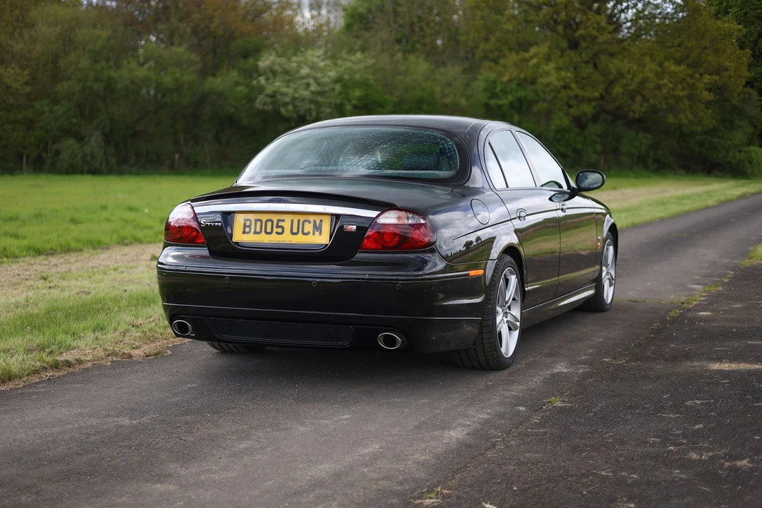 2005 Jaguar S-Type 2nd Gen - Image 11 of 30