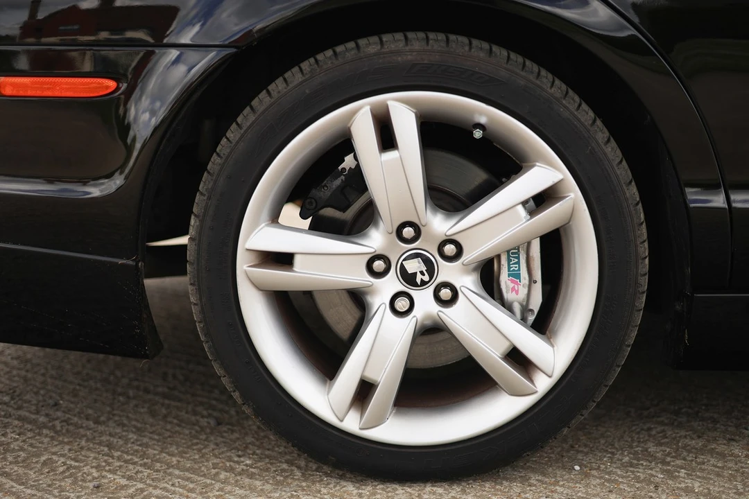 2005 Jaguar S-Type 2nd Gen - Image 15 of 30