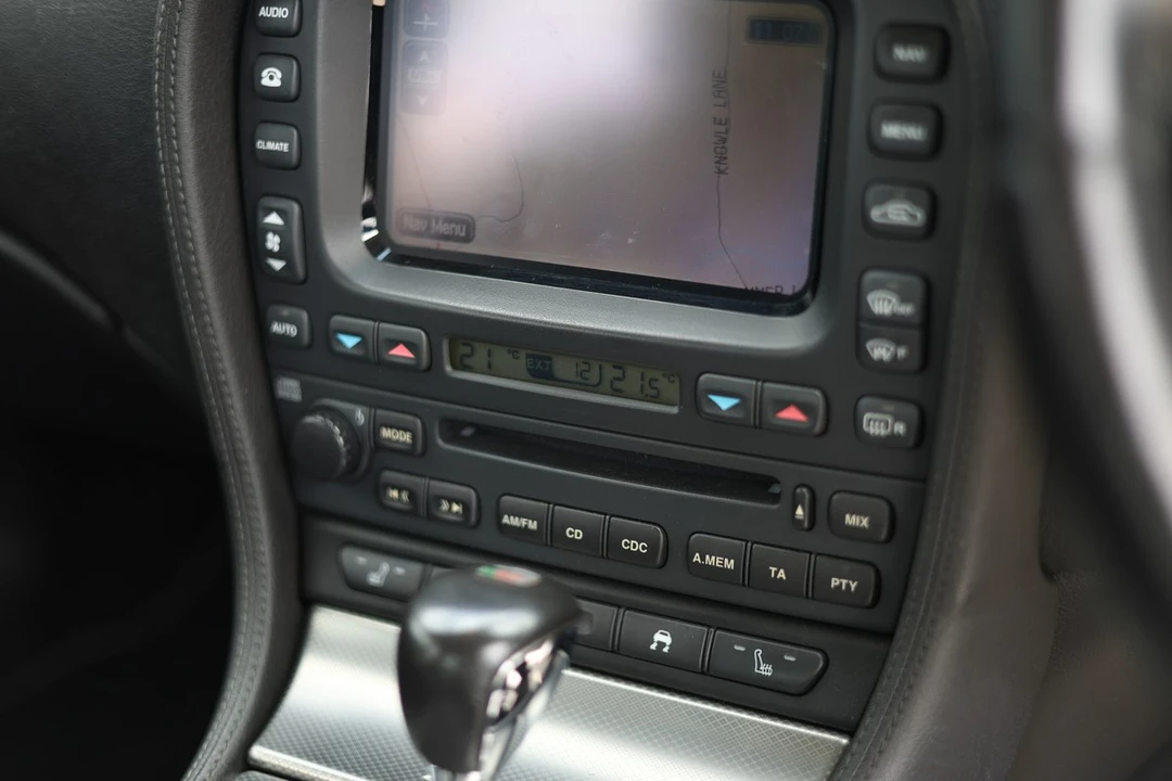 2005 Jaguar S-Type 2nd Gen - Image 24 of 30