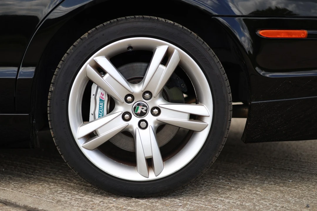 2005 Jaguar S-Type 2nd Gen - Image 14 of 30