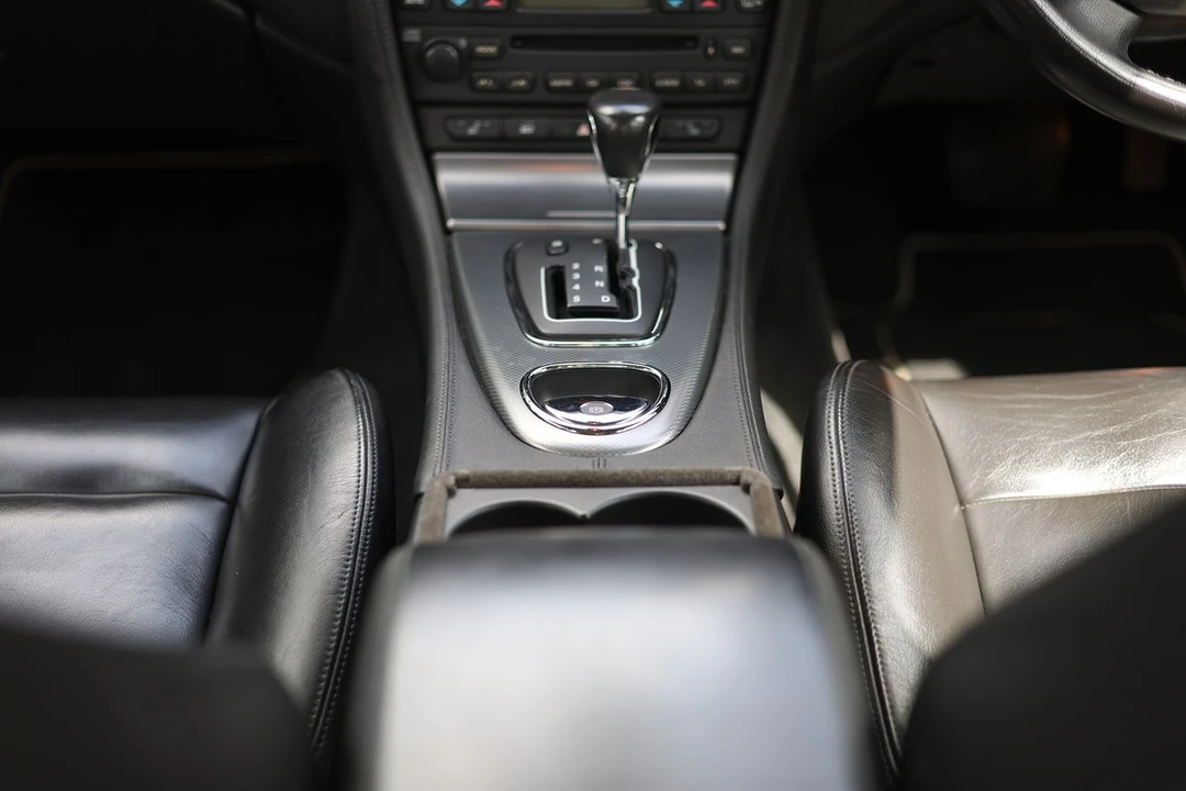 2005 Jaguar S-Type 2nd Gen - Image 22 of 30