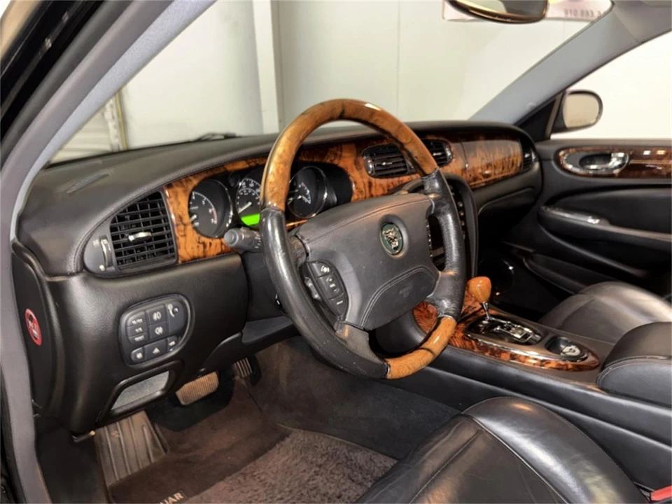 2005 Jaguar X350/X356/X358 XJ - Image 27 of 31