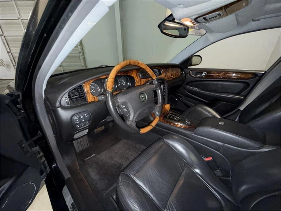 2005 Jaguar X350/X356/X358 XJ - Image 31 of 31