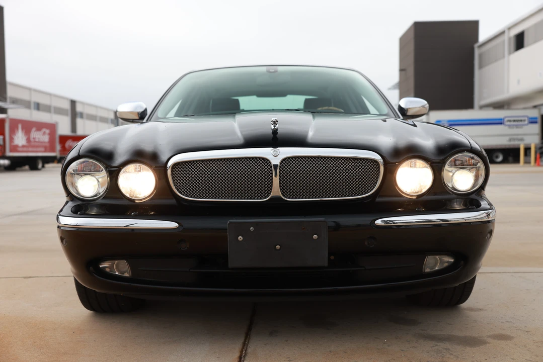 2005 Jaguar X350/X356/X358 XJR - Image 8 of 31