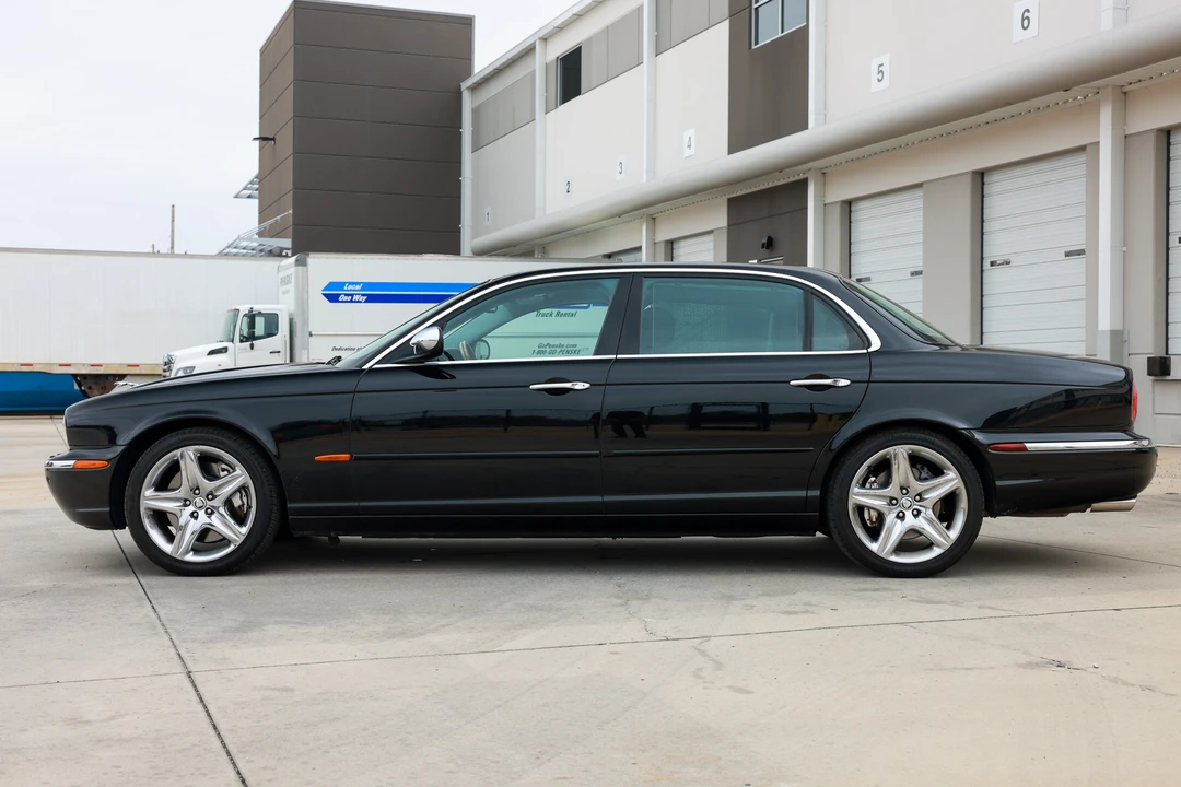 2005 Jaguar X350/X356/X358 XJR - Image 14 of 31