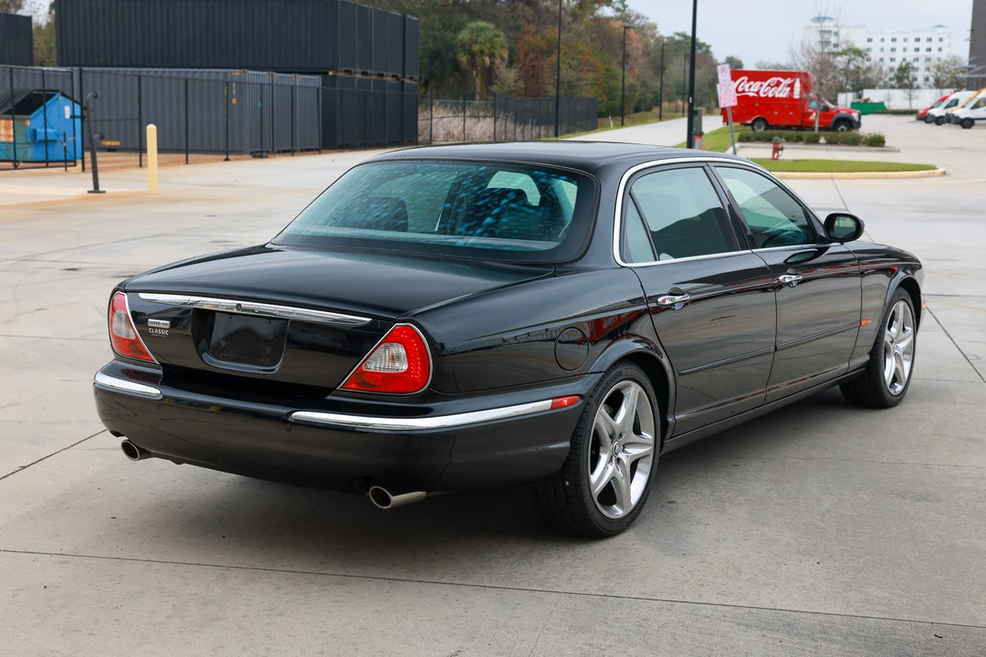 2005 Jaguar X350/X356/X358 XJR - Image 20 of 31