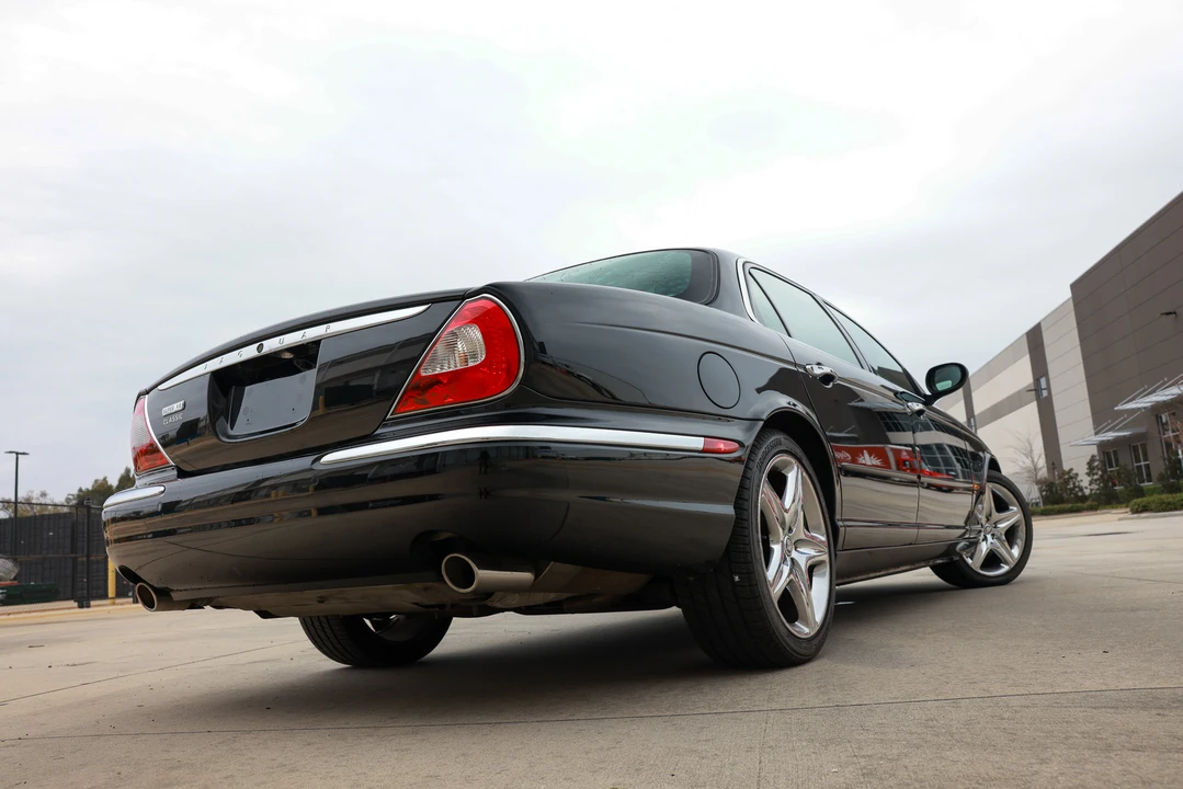2005 Jaguar X350/X356/X358 XJR - Image 23 of 31