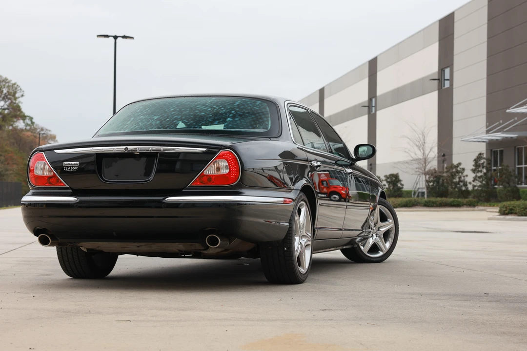 2005 Jaguar X350/X356/X358 XJR - Image 22 of 31