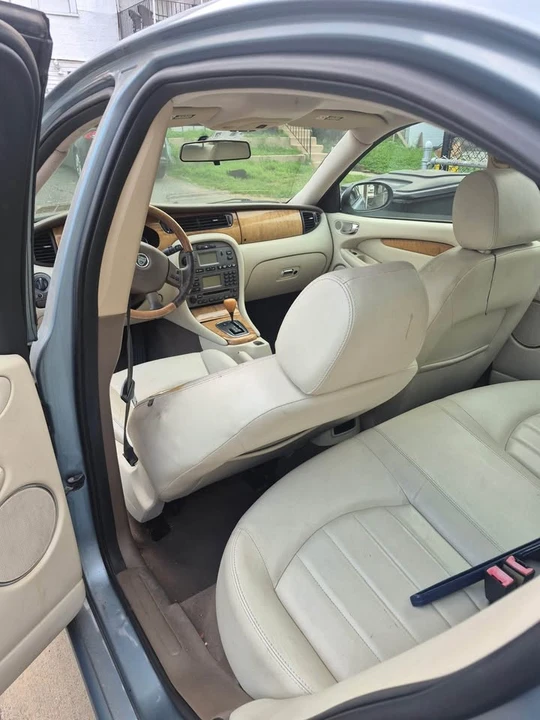 2005 Jaguar X-Type - Image 8 of 10