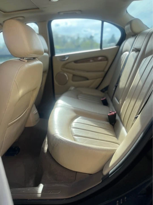 2005 Jaguar X-Type - Image 9 of 15